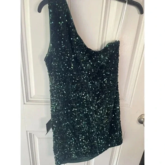 Lulus NWT Endless Luxe Dark Green Sequin Velvet One-Shoulder Mini Dress LARGE - Picture 7 of 13